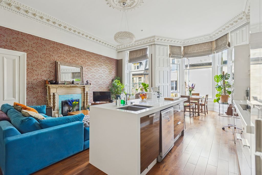 Property photo 2 of 39 2
