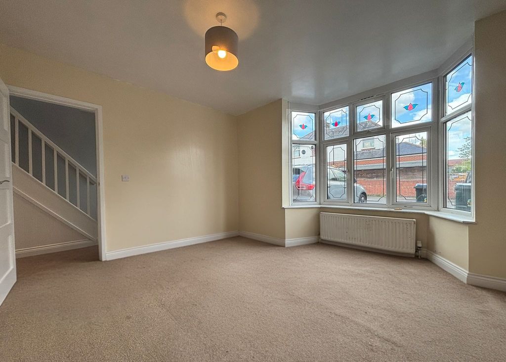 Property photo 3 of 25