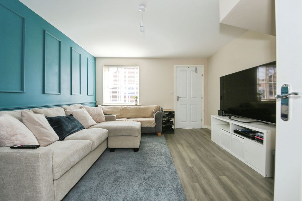 Property photo 2 of 18 Img_8970