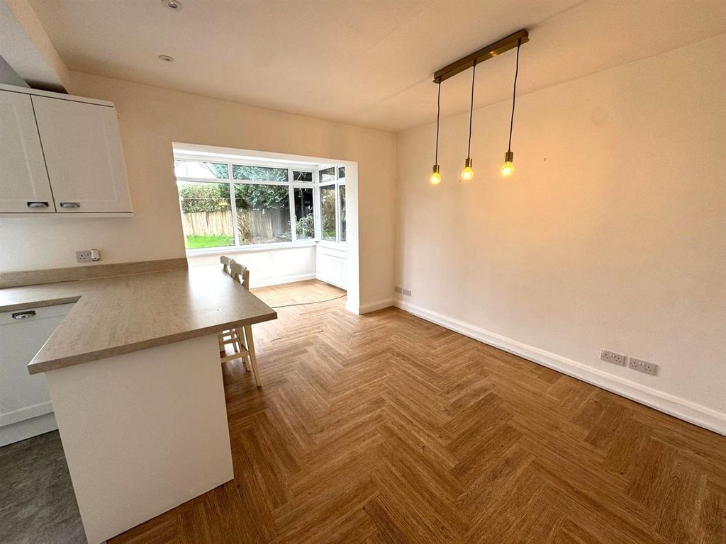 Property photo 3 of 23 Kitchen/ Diner Pic 2