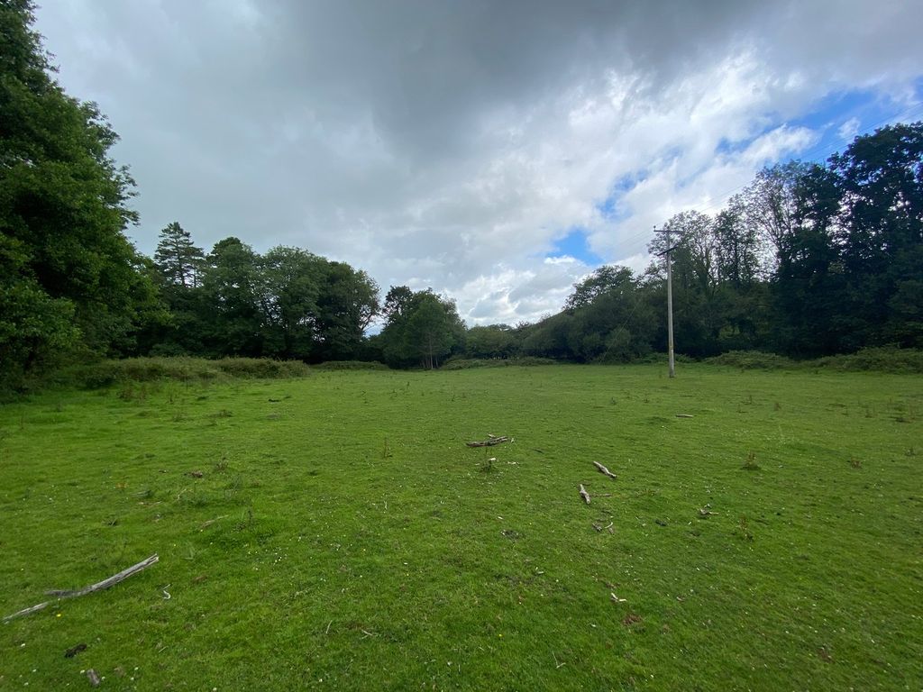 Property photo 1 of 3