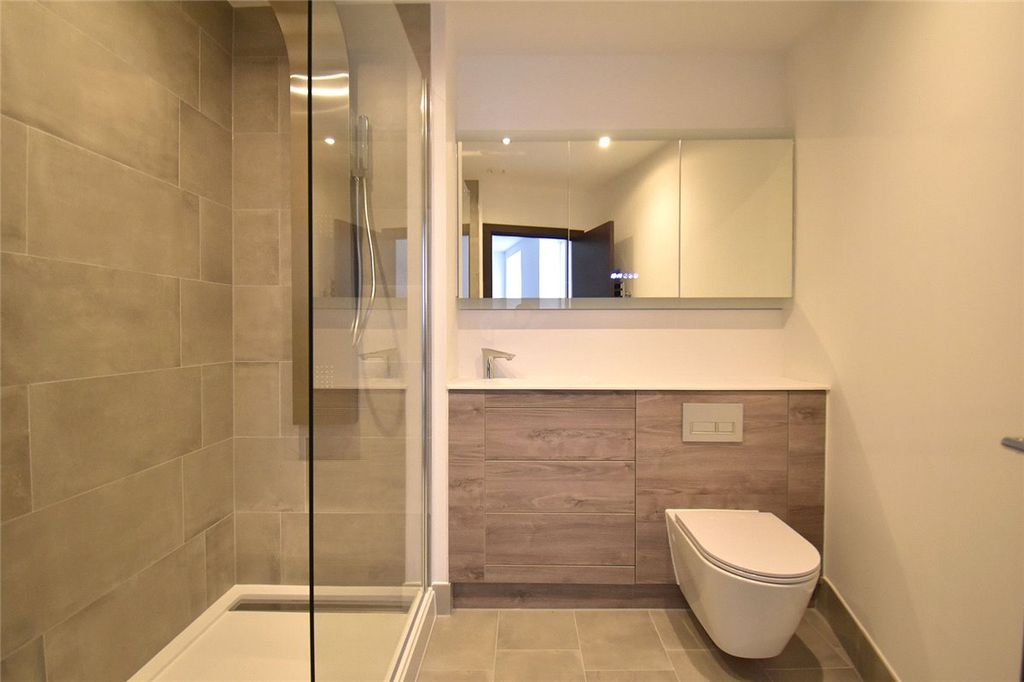 Property photo 3 of 8 Picture No. 01