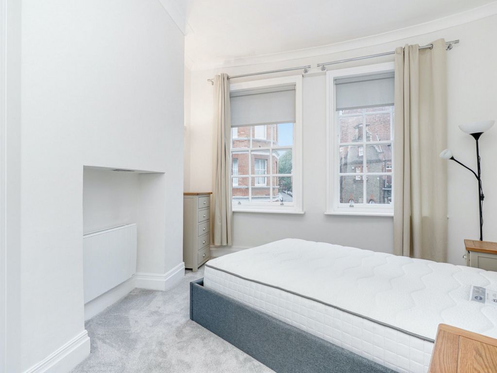 Property photo 3 of 8