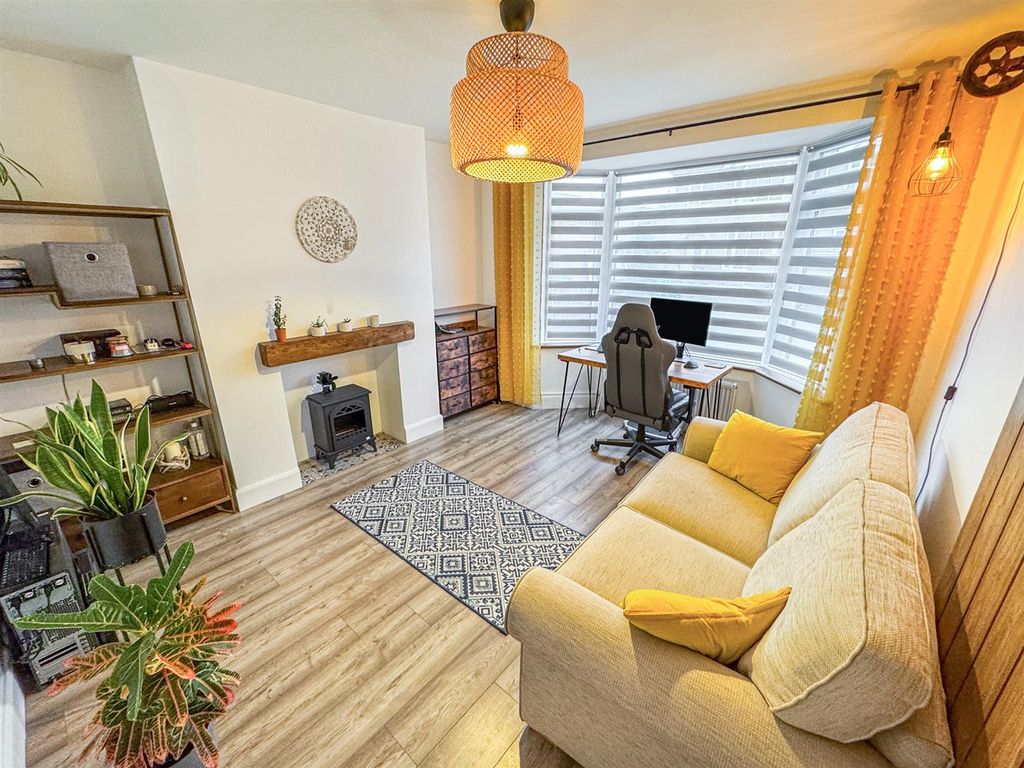 Property photo 2 of 46 Img_1120_1.Jpg