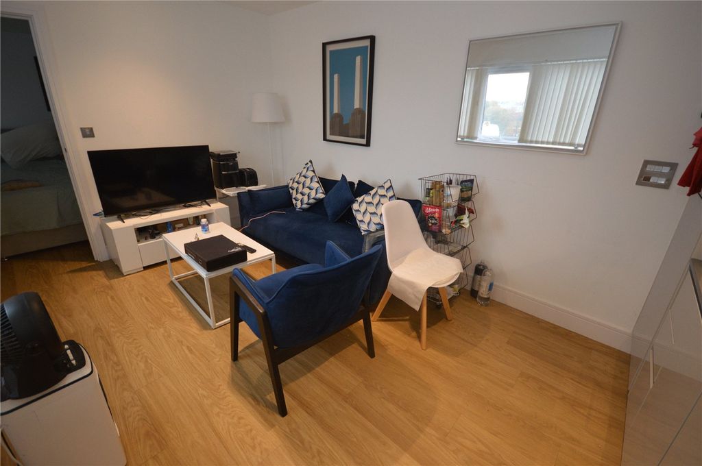 Property photo 2 of 7 Picture No. 06