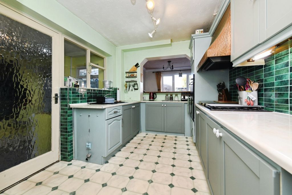 Property photo 3 of 20 Pbox-Img.Jpg