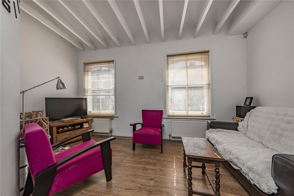 Property photo 2 of 12 Picture No. 2