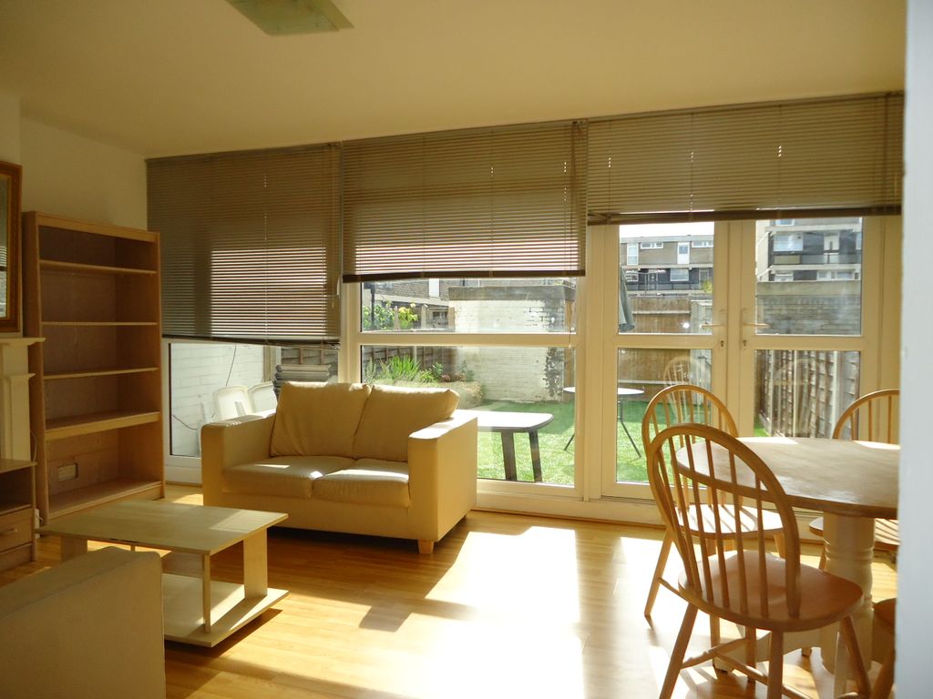 Property photo 2 of 10 Sw Aspect Living Room