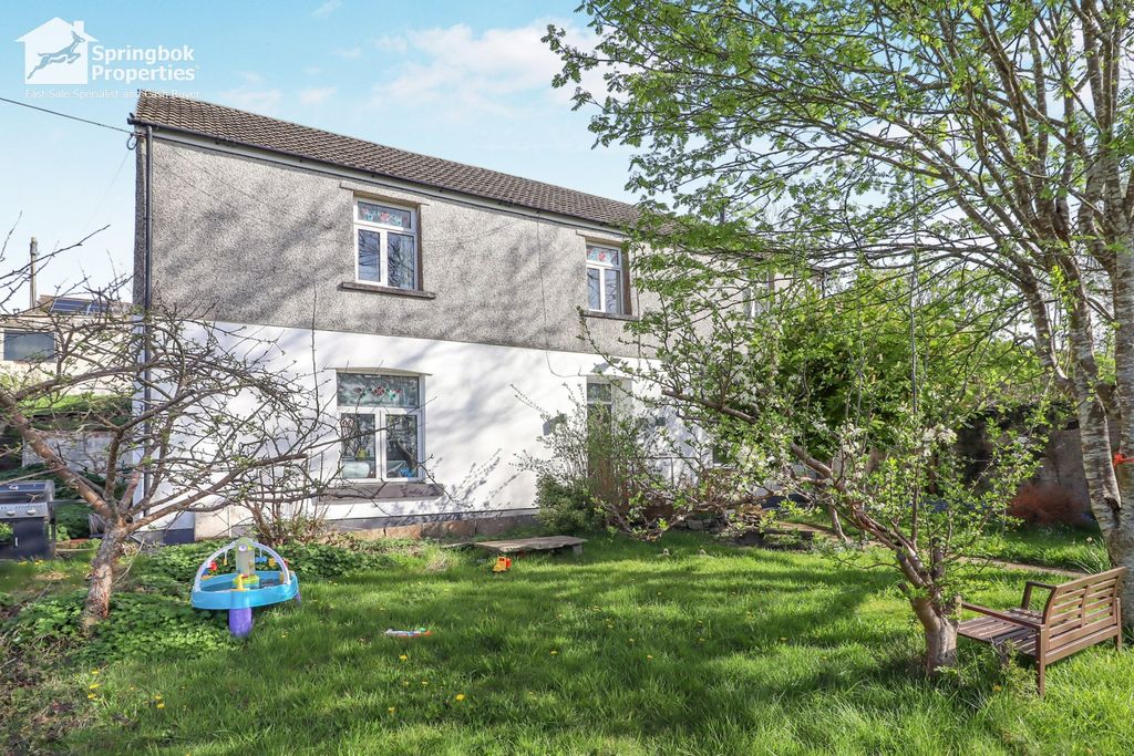 Property photo 1 of 16 Front View