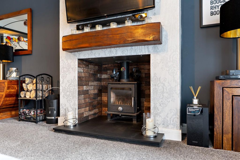 Property photo 3 of 26 Fireplace.Jpg