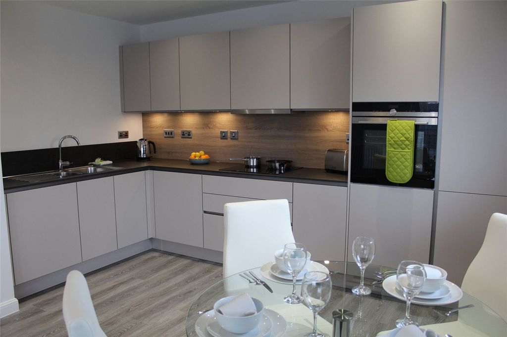 Property photo 2 of 11 Photo 2