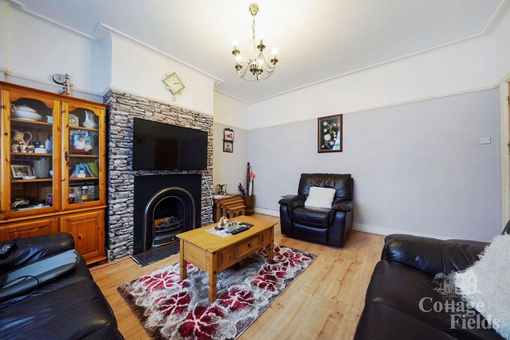 Property photo 2 of 18 129 Tottenhall Road - Phoxjulfkkttb5Ehx9Hz.Jpg