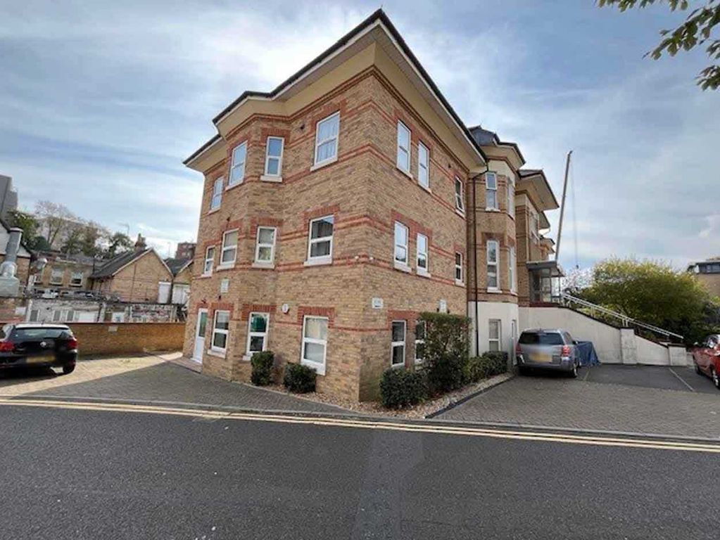 Property photo 2 of 9