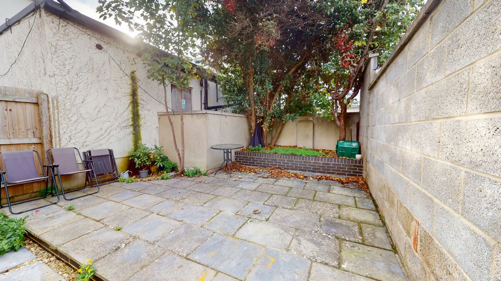 Property photo 2 of 13 10222025_142600