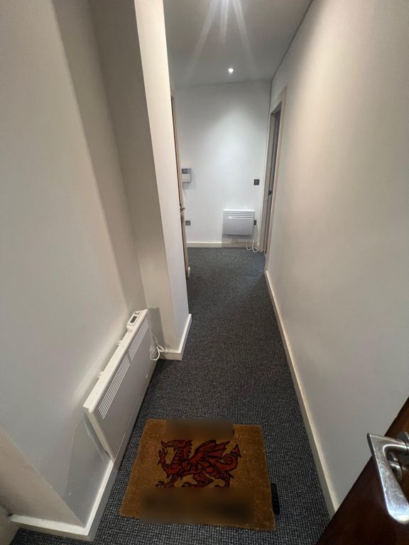 Property photo 3 of 11 Photo 2