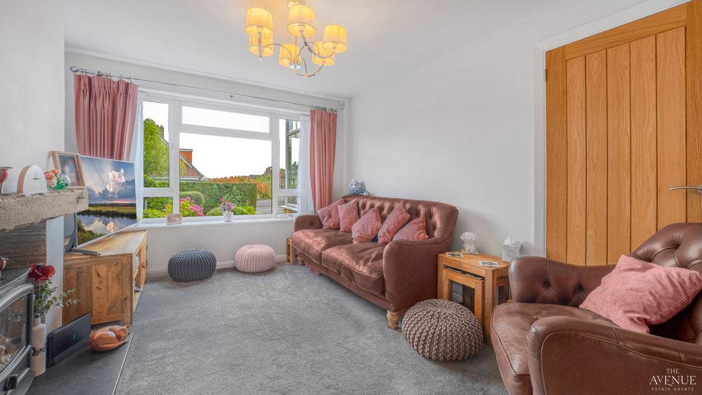 Property photo 2 of 22 5257992