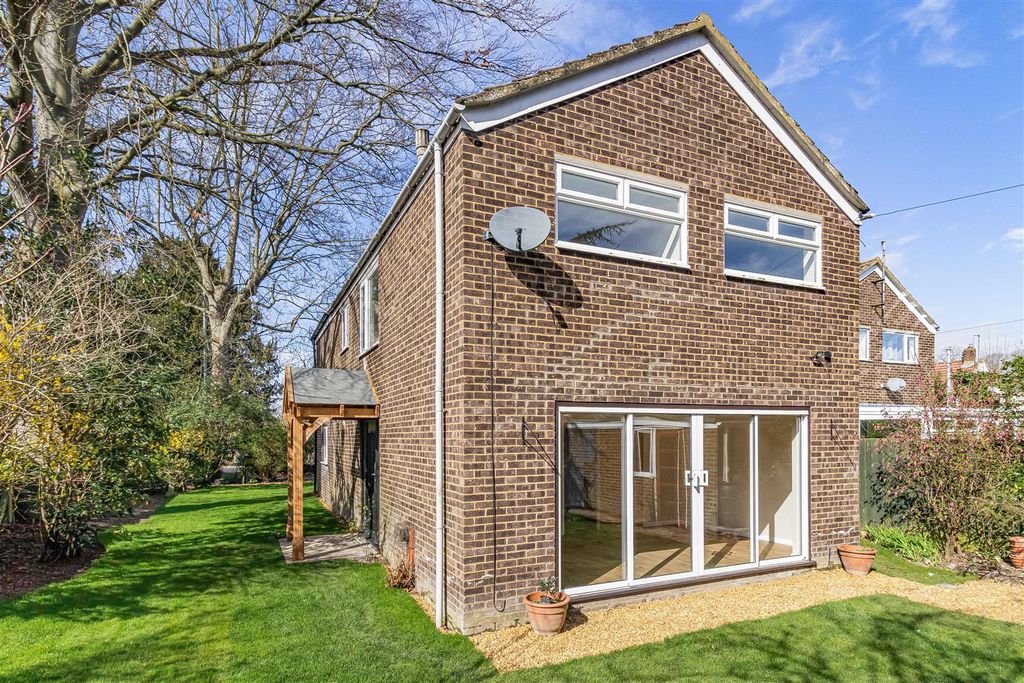 Property photo 1 of 25 24_76291.Jpg