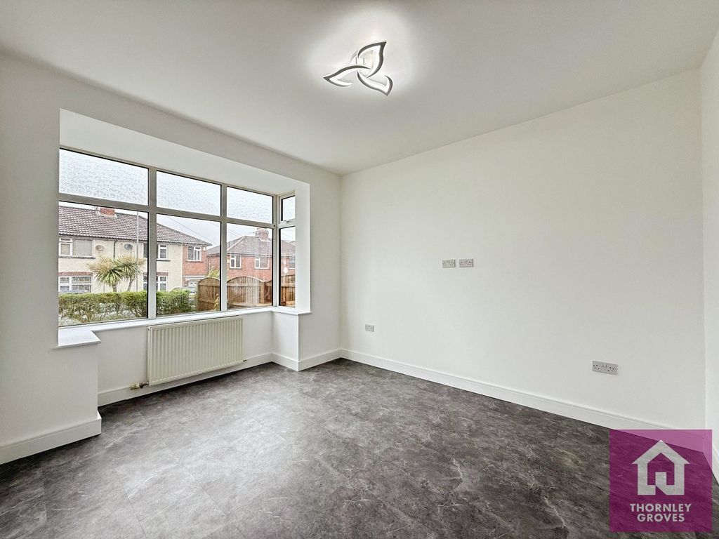 Property photo 1 of 12 Picture No. 04