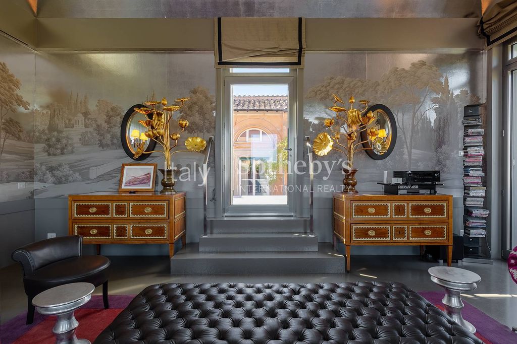 Property photo 3 of 53