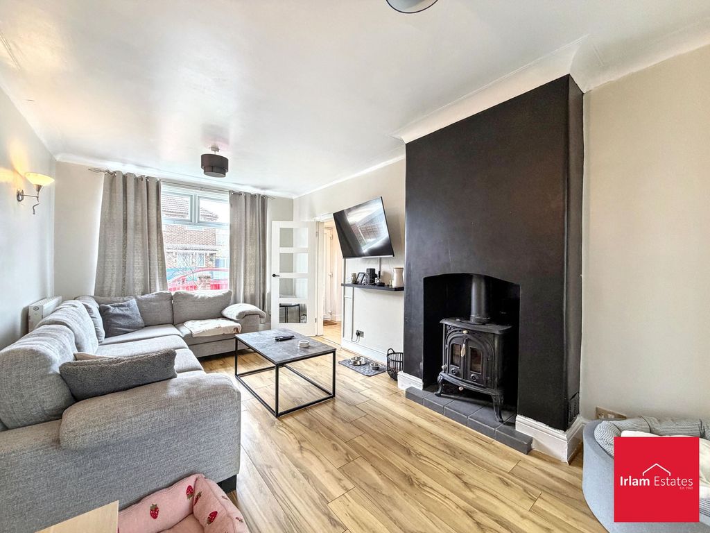 Property photo 3 of 17