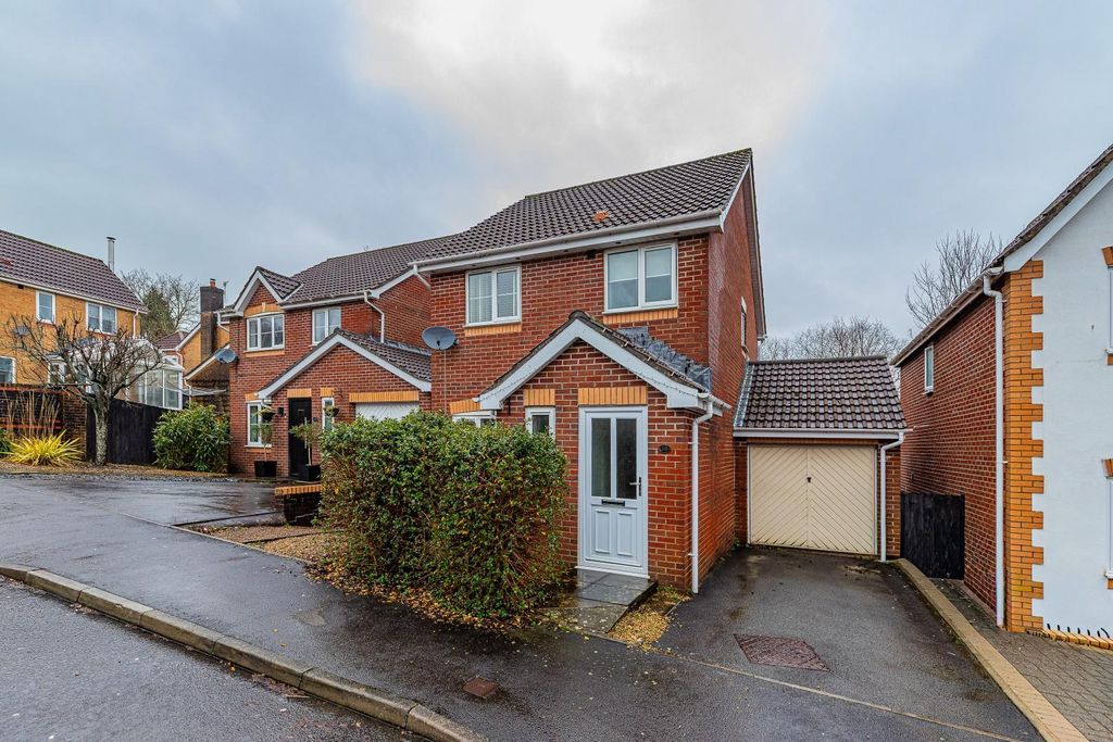 Property photo 1 of 13 38 (1 Of 13).Jpg