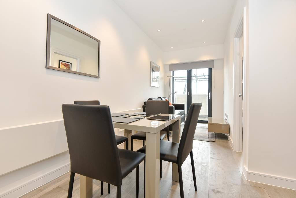Property photo 1 of 7 Dining Area