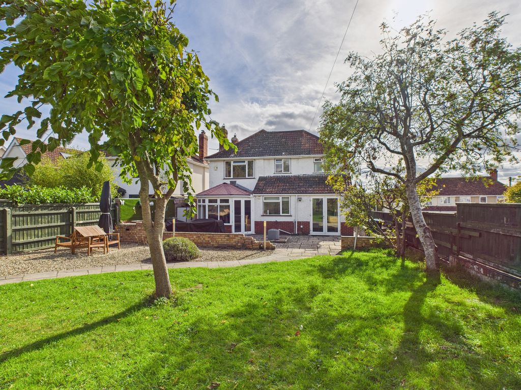 Property photo 2 of 22