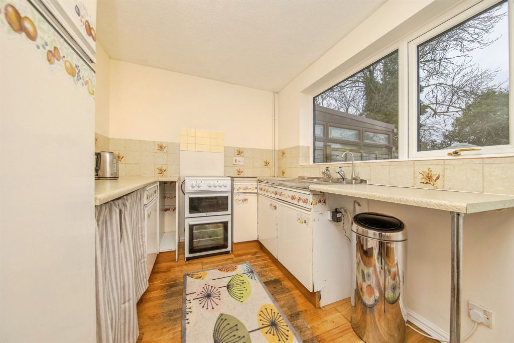 Property photo 2 of 20