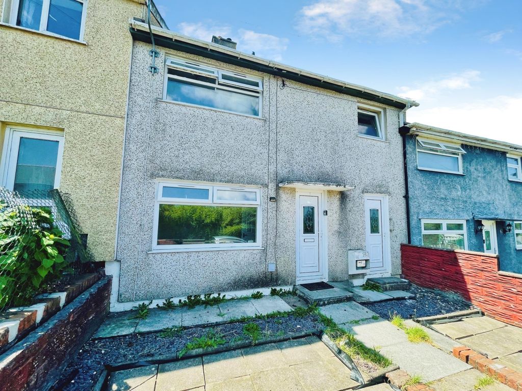 Property photo 1 of 10 External