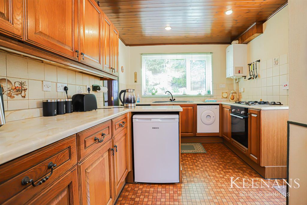 Property photo 3 of 28 3.Jpg