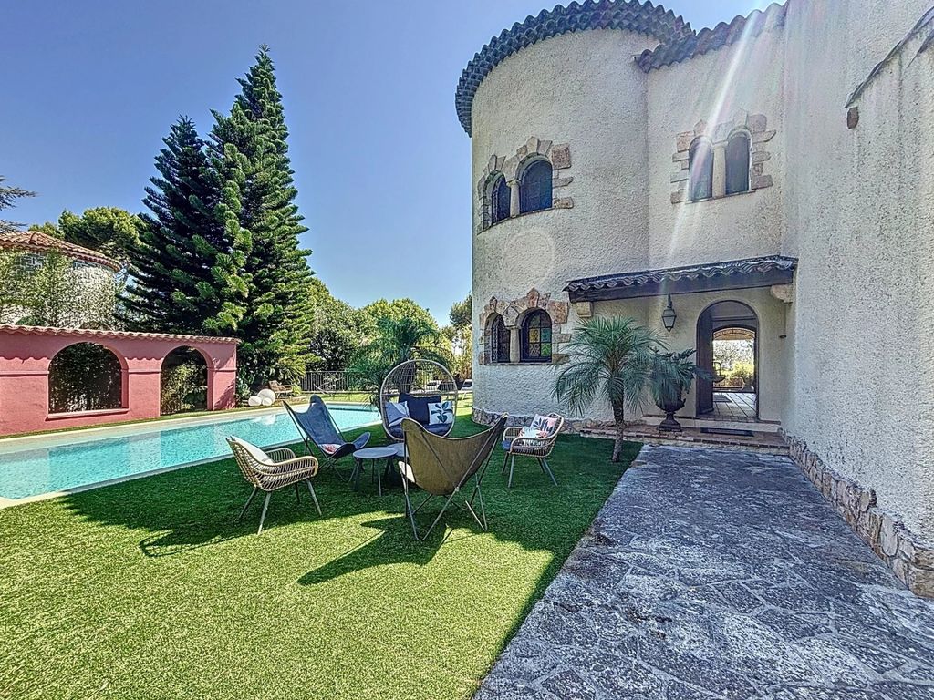 Property photo 1 of 20