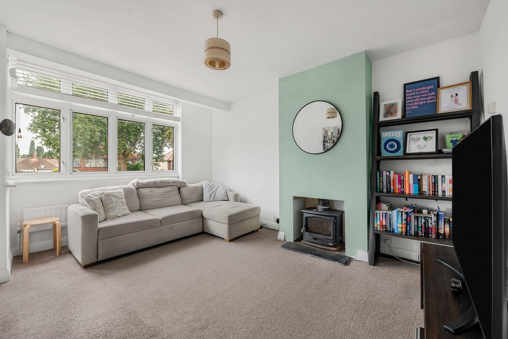 Property photo 2 of 16 Reception Room