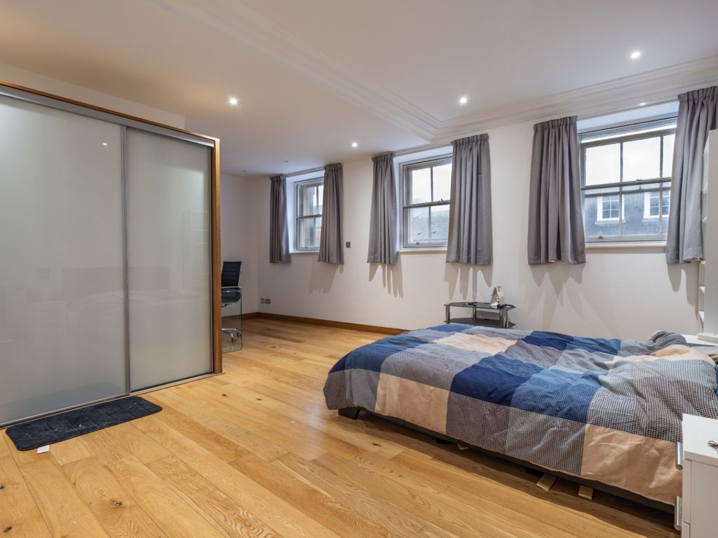 Property photo 3 of 5 2883673