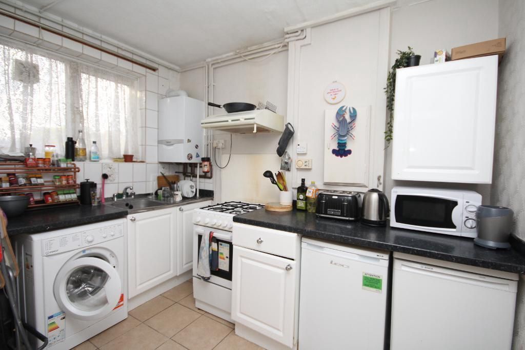 Property photo 2 of 6 Photo 6