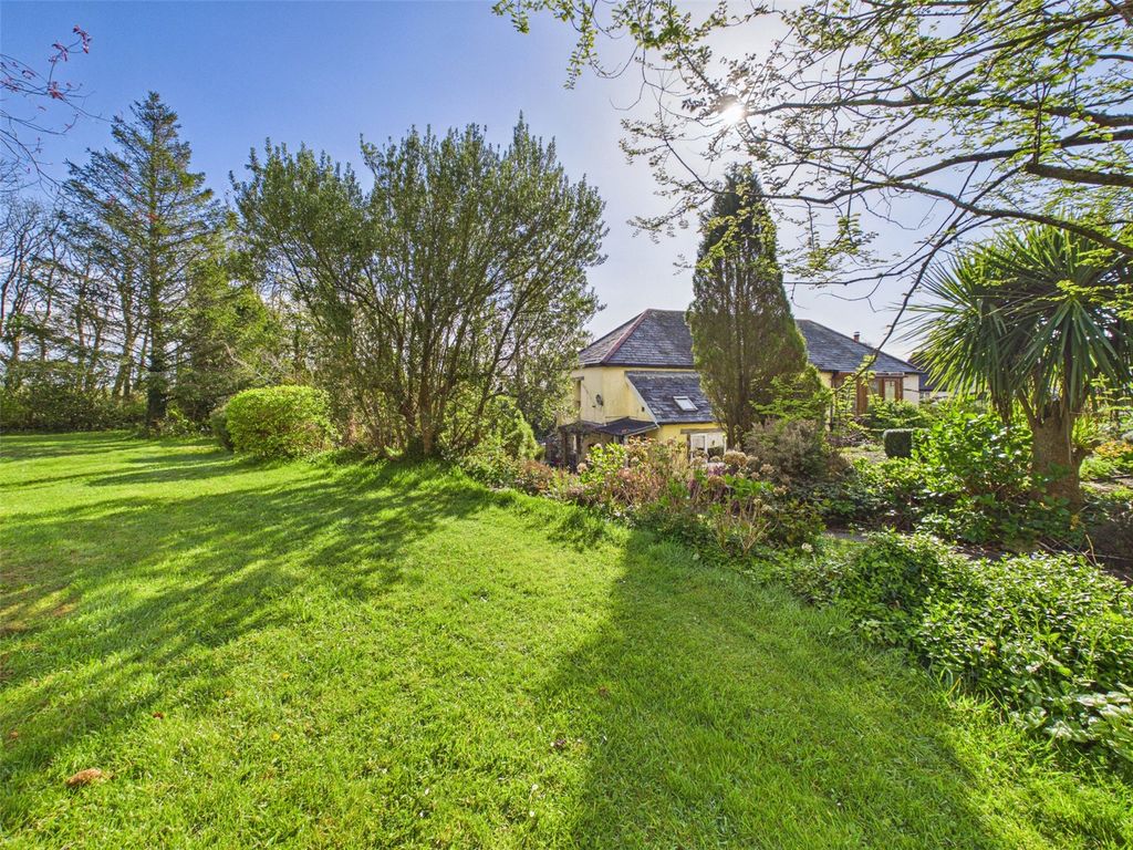 Property photo 2 of 28 Picture No. 37
