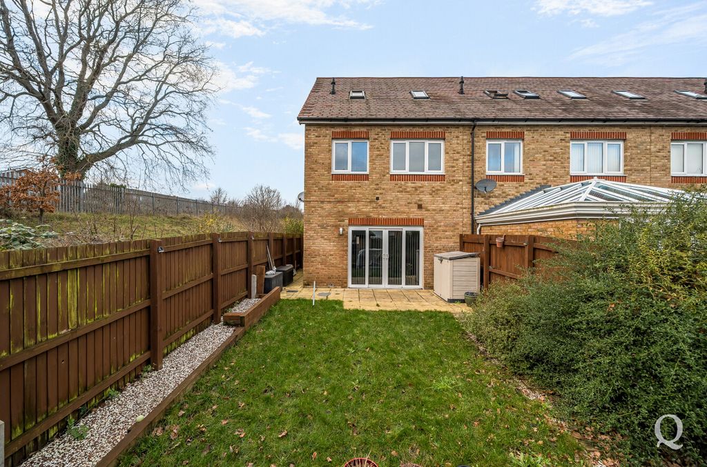 Property photo 3 of 19 5E2B34Fb-6153-48F...