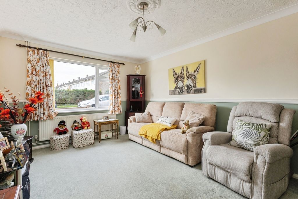 Property photo 3 of 22 Pbox-Img.Jpg