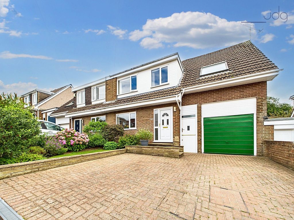 Property photo 1 of 15 Welcome To Jackson Close