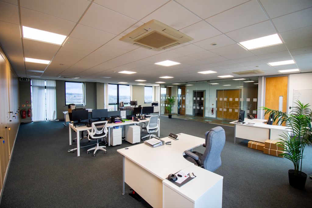 Property photo 3 of 9