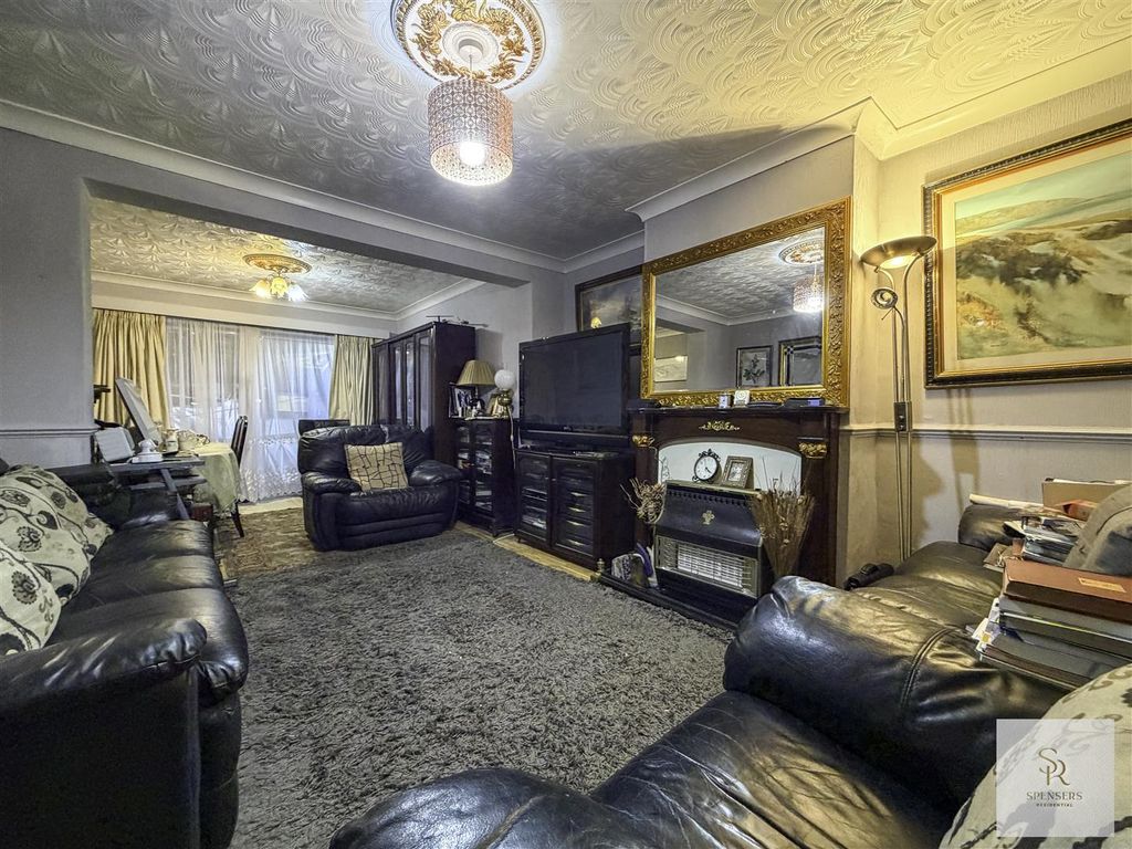 Property photo 2 of 15 Img_6030.Jpg