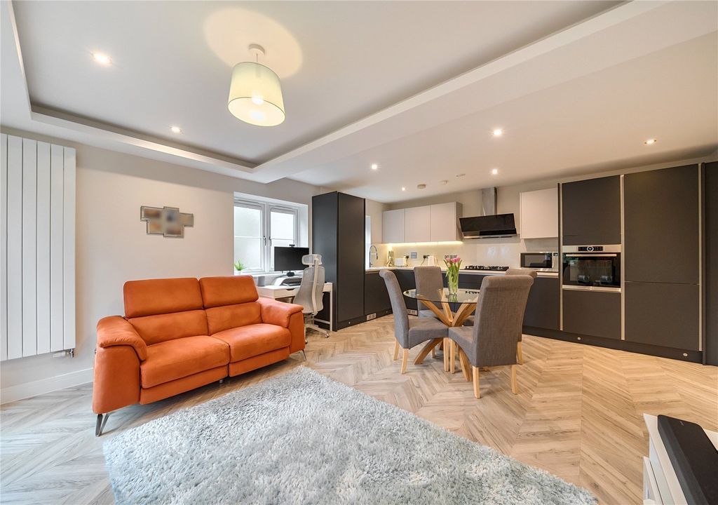 Property photo 3 of 15 Picture No. 23