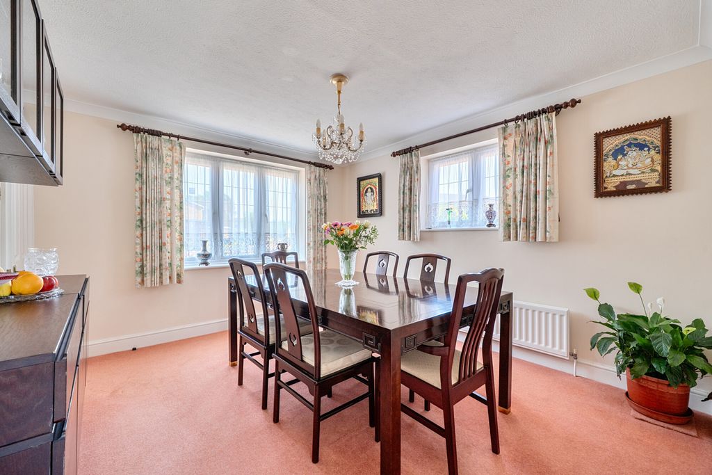 Property photo 3 of 30 1485487-8-6A54d89...