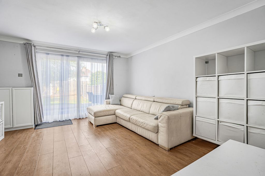 Property photo 3 of 13 Reception Room