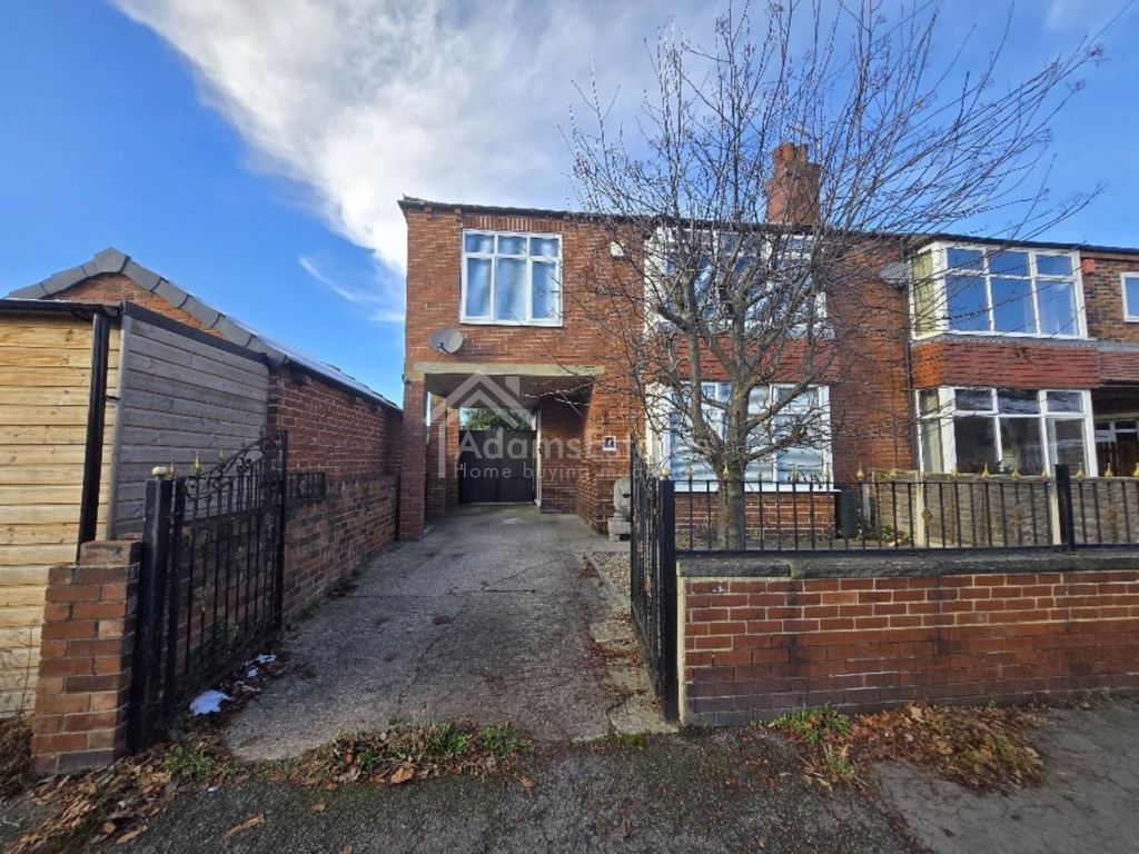 Property photo 2 of 21