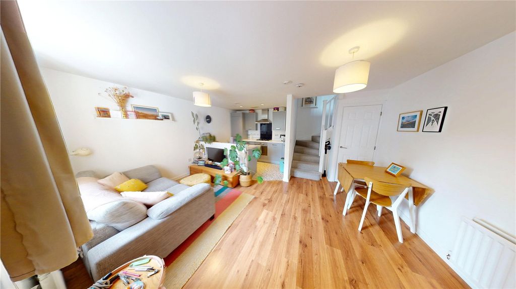 Property photo 3 of 9 Picture No. 09