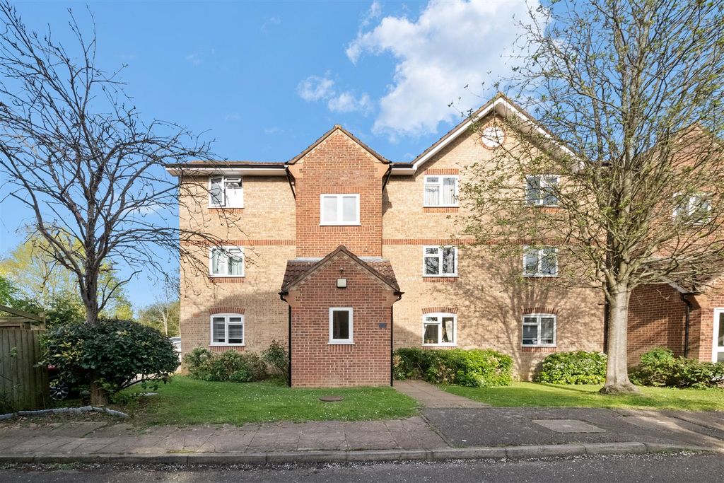 Property photo 1 of 14