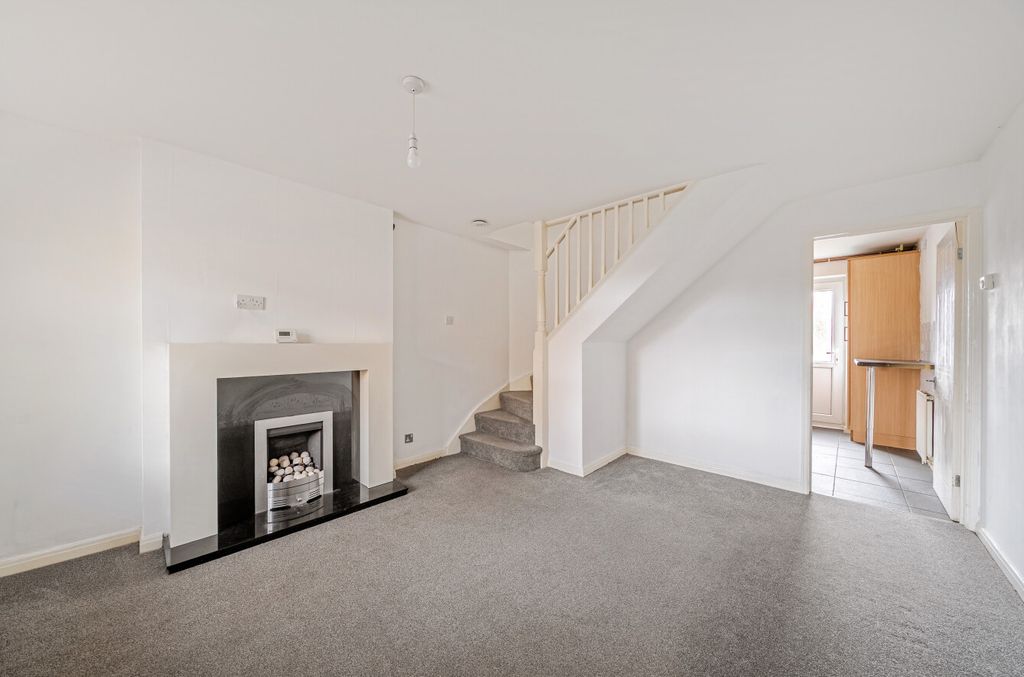 Property photo 3 of 18 1536941-13-6Ad743...