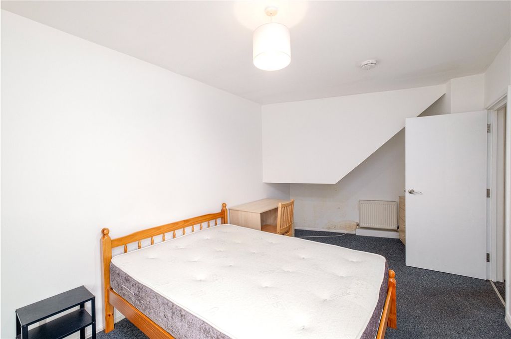 Property photo 2 of 8 Picture No. 03