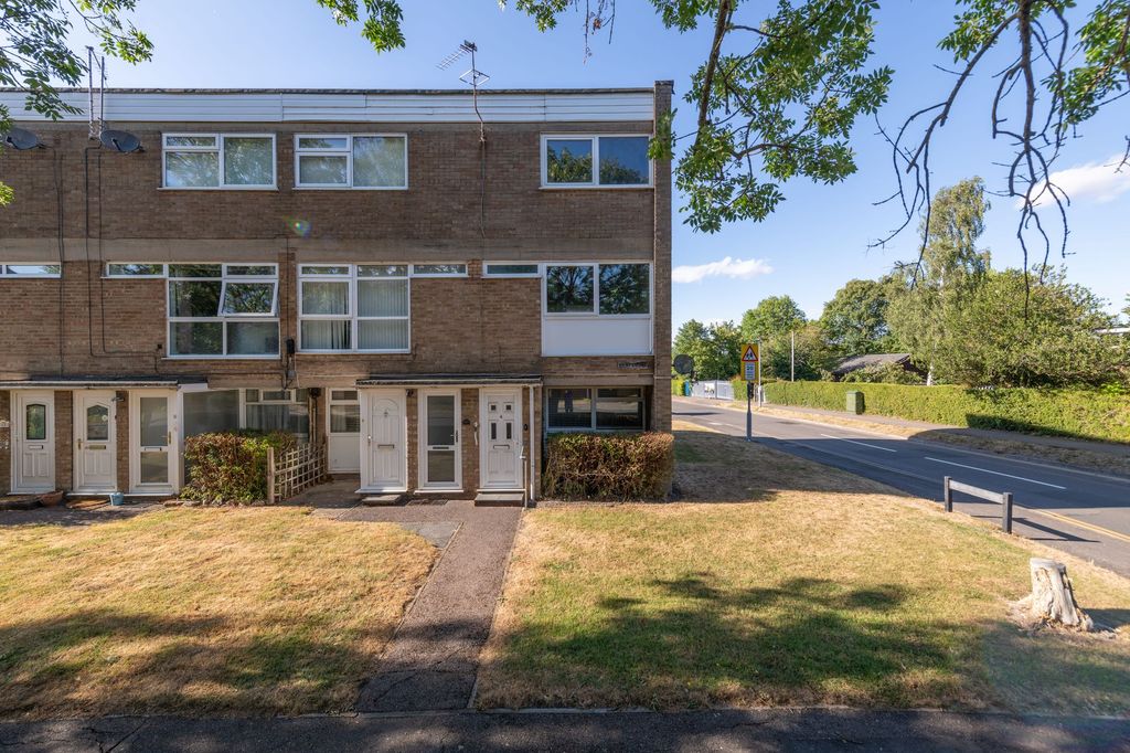 Property photo 1 of 1