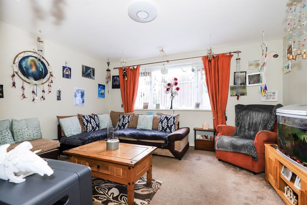 Property photo 3 of 15